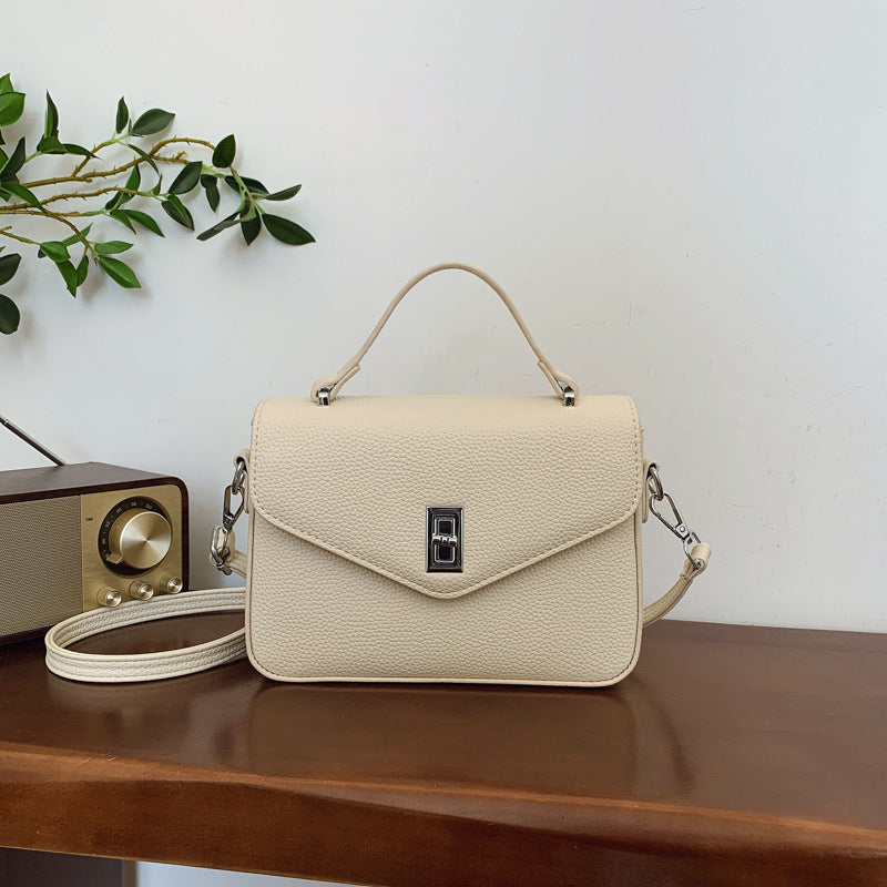 Sac messager à bandoulière en cuir de vachette, tendance et décontracté, idéal pour les déplacements